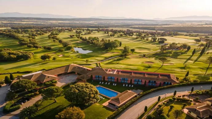 Spain golf holidays - TorreMirona Golf & Spa Resort - Photo 10