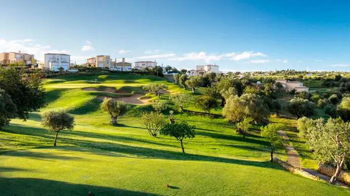 Portugal golf courses - Vale da Pinta Golf Course - Photo 7