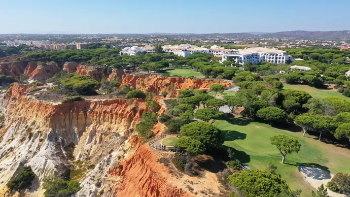 Portugal golf courses - Pine Cliffs Golf - Photo 7