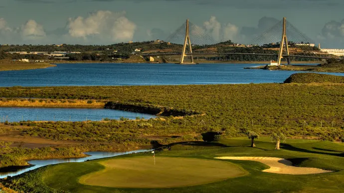 Portugal golf courses - Quinta do Vale Golf Course - Photo 8